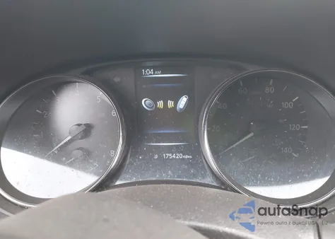 2017 Nissan Rogue Sv z USA, uszkodzony, nr VIN JN8AT2MV2HW272897